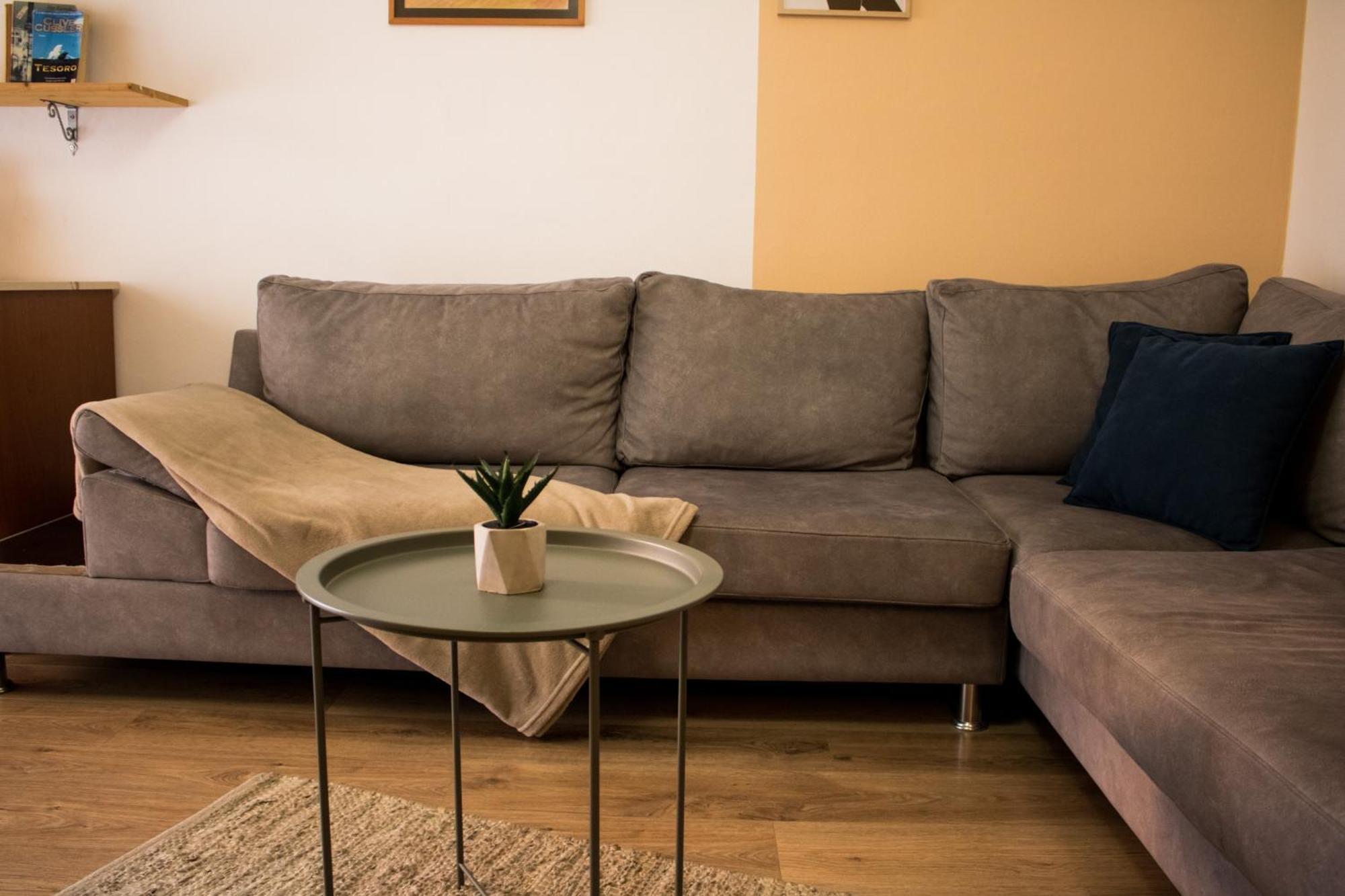 Angie'S Perfect Location Flat - Walk To Sights Tirana Exterior foto
